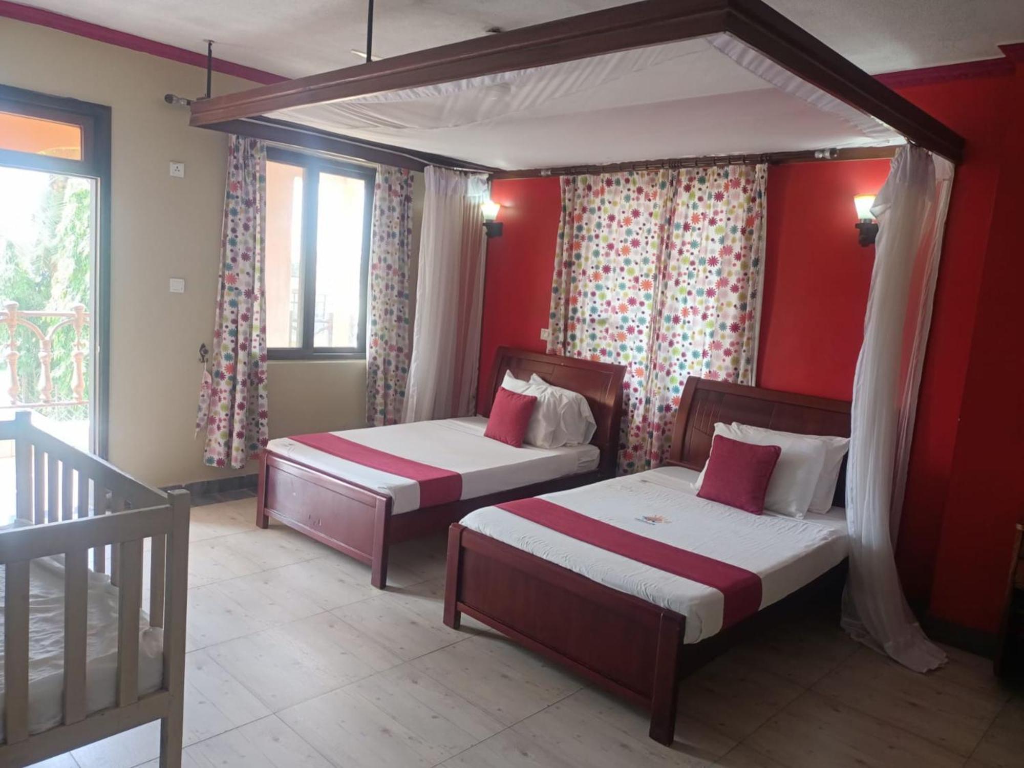 Lambada Holiday Resort Mombasa 음트와파 외부 사진