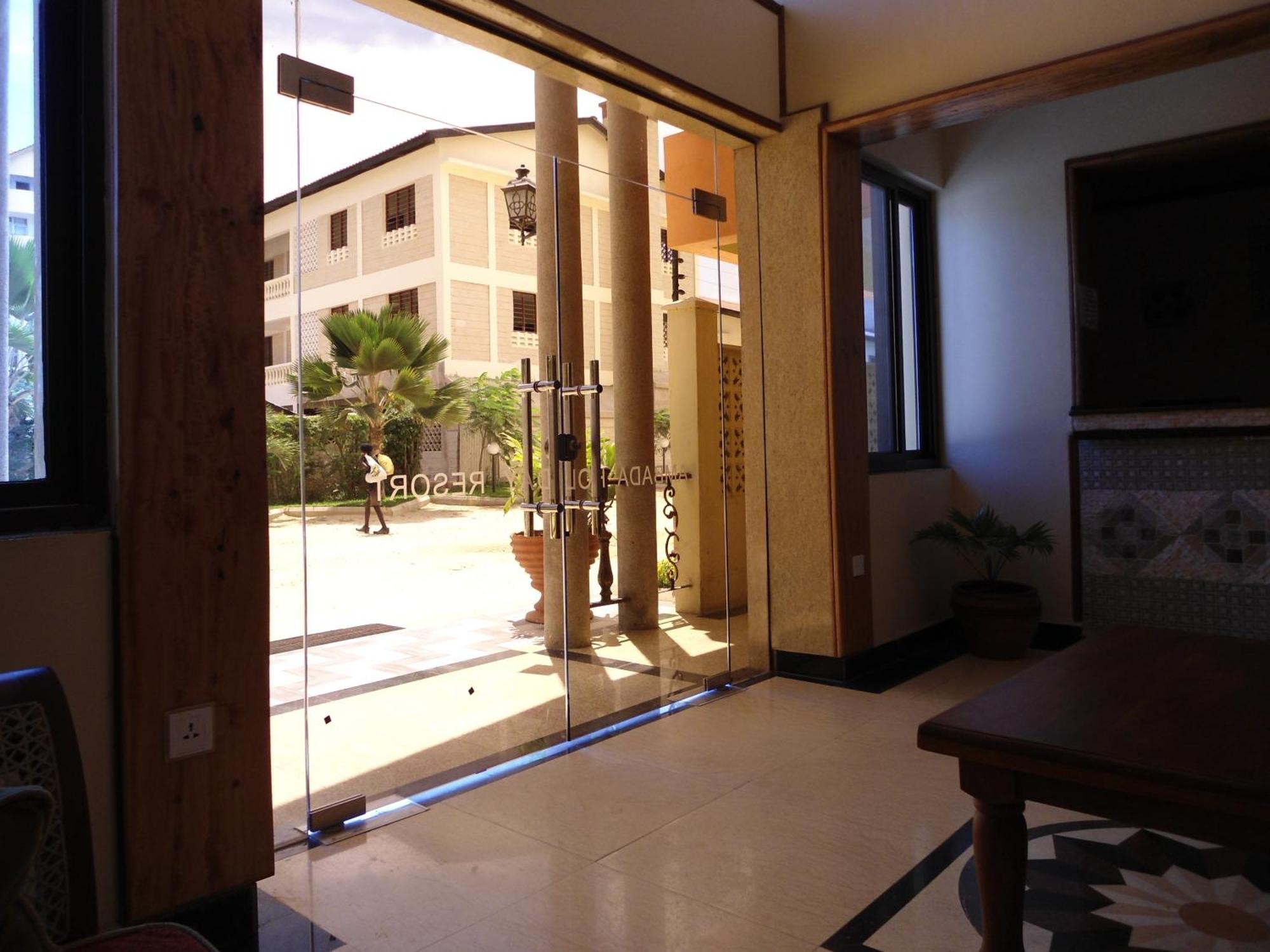 Lambada Holiday Resort Mombasa 음트와파 외부 사진